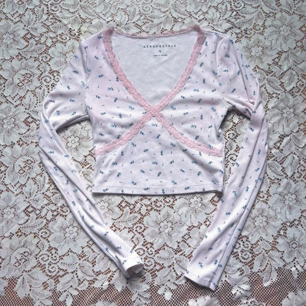 Aeropostale Light Pink Floral Lace Trim Blouse